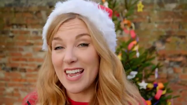 Reindeer and Christmas Decorations | Maddie's Do You Know 🔎 Series 5, Episode 1 | FULL EPISODE